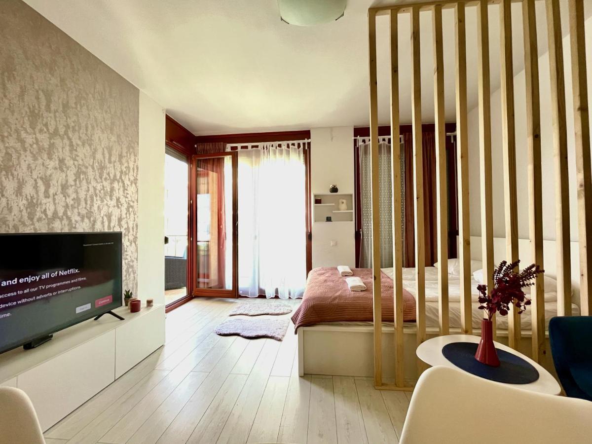 בודפשט Marina Panorama Apartment & Garage מראה חיצוני תמונה